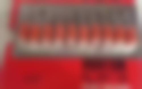 为何会出现一单一双？美学建议与自信提升