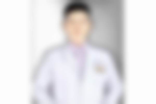 三、武汉洪山颜范天美医疗美容门诊部医生介绍: