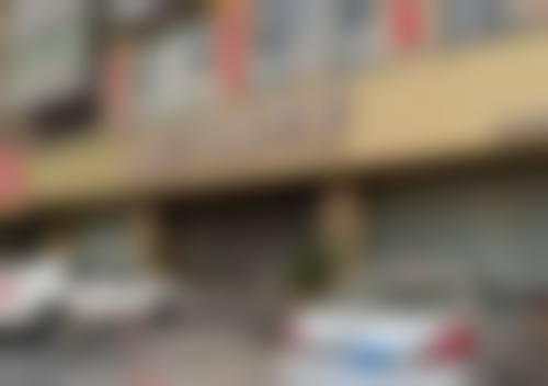 一个双眼皮一个三眼皮诱因大揭秘：生活习惯与外力因素