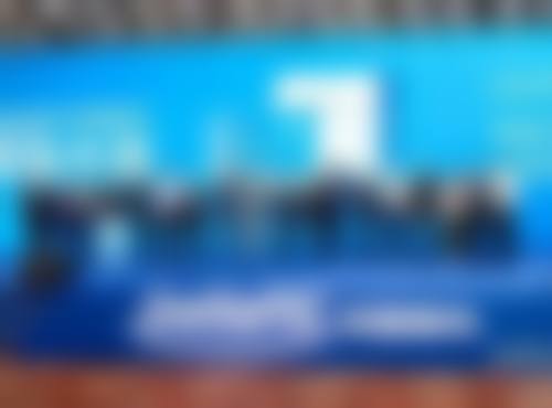 割了双眼皮肿得厉害，用物理干预来帮忙